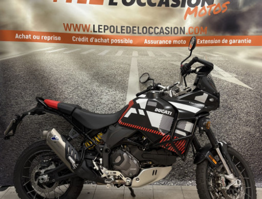 Ducati Desert X Noire et Rouge
