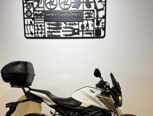 HONDA CB 125 R