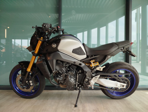 YAMAHA MT-09 SP 35KW + EQUIPEMENTS