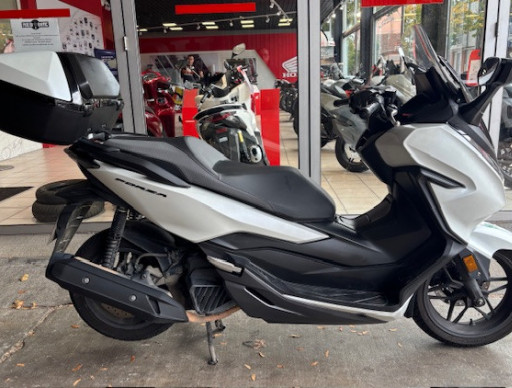 FORZA 125 SMART TOP BOX