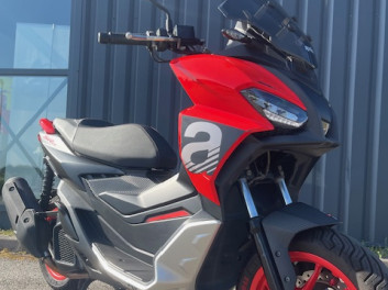 APRILIA SR GT 125 SPORT - GARANTIE 1 AN - 1ERE MAIN