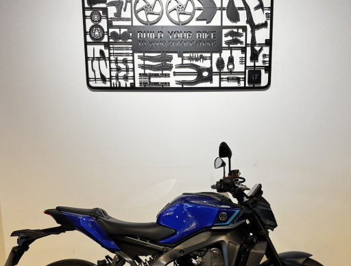 YAMAHA MT-09