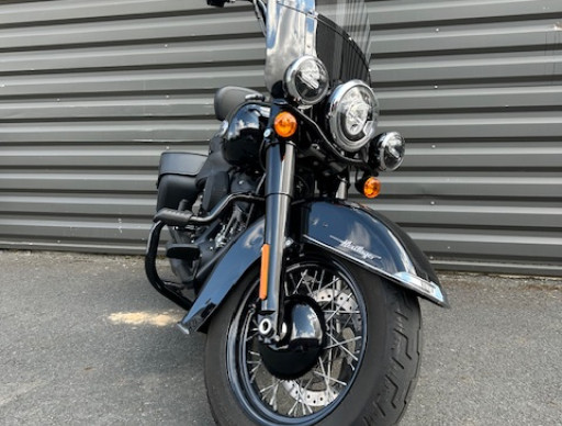 HARLEY-DAVIDSON SOFTAIL HERITAGE 1868