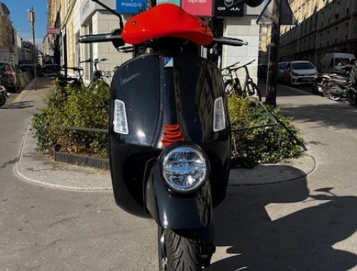 VESPA GTV 300