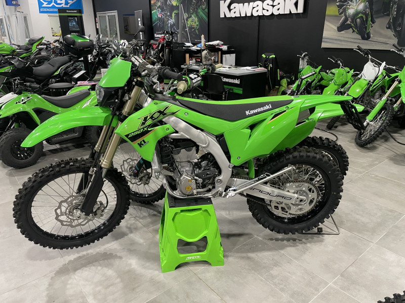 KAWASAKI KX250F ENDURO kxx