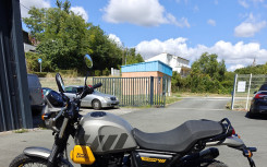 ROYAL ENFIELD SCRAM 411