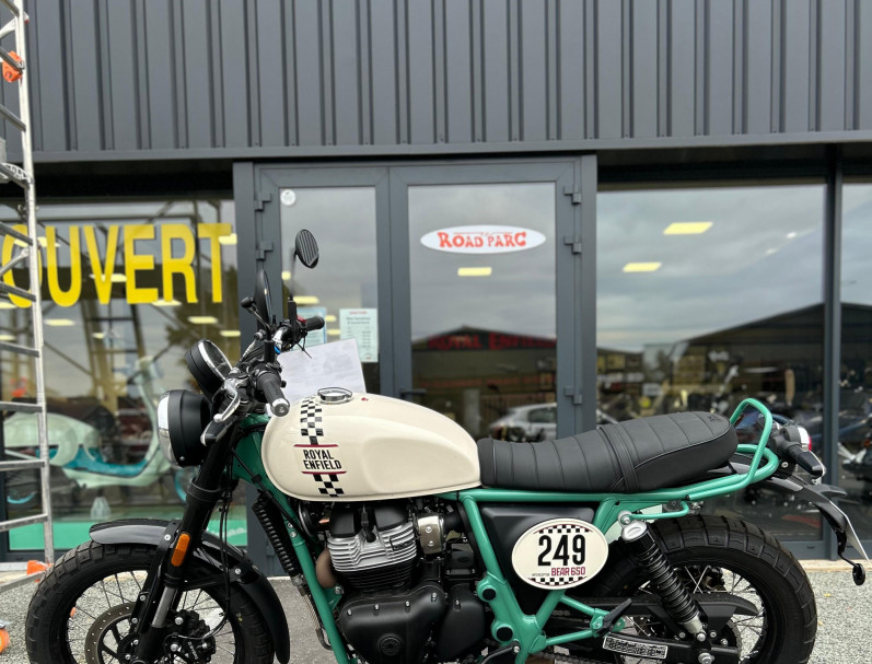ROYAL ENFIELD BEAR650 TWO FOUR NINE Seulement 500Km