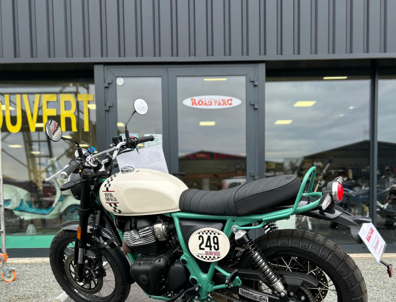 ROYAL ENFIELD BEAR650 TWO FOUR NINE Seulement 500Km