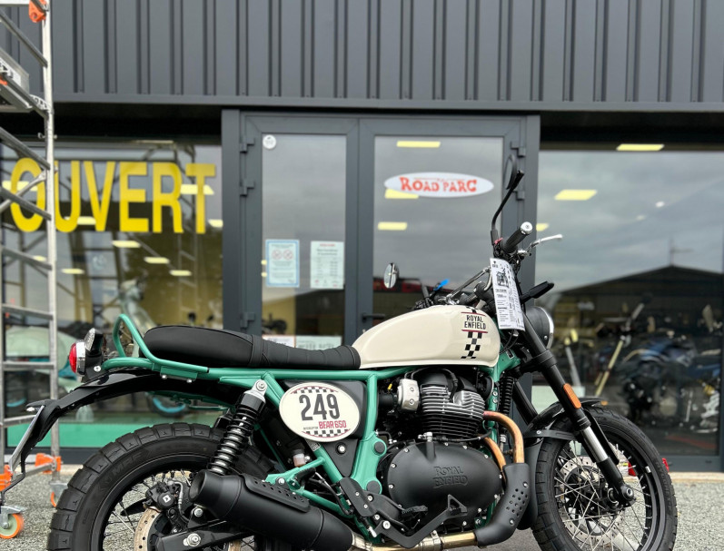 ROYAL ENFIELD BEAR650 TWO FOUR NINE Seulement 500Km