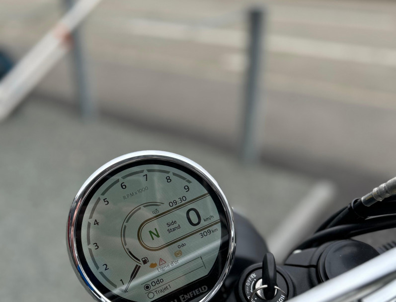 ROYAL ENFIELD BEAR650 TWO FOUR NINE Seulement 500Km