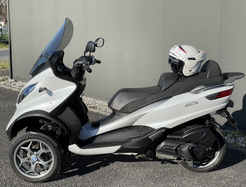 PIAGGIO MP3 300 LT ABS business