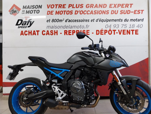 SUZUKI GSX-8S
