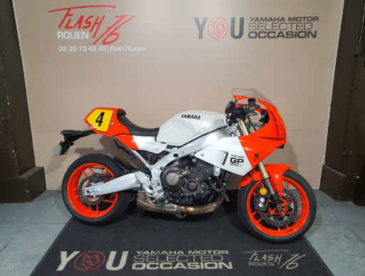 YAMAHA XSR 900 GP