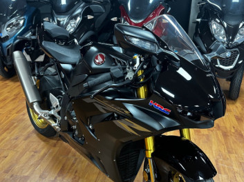 HONDA CBR 1000 RR-R SP FIREBLADE