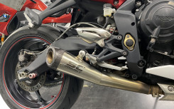 TRIUMPH STREET TRIPLE 675 R