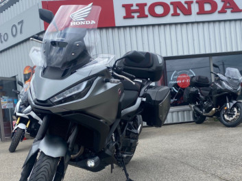HONDA NT1100