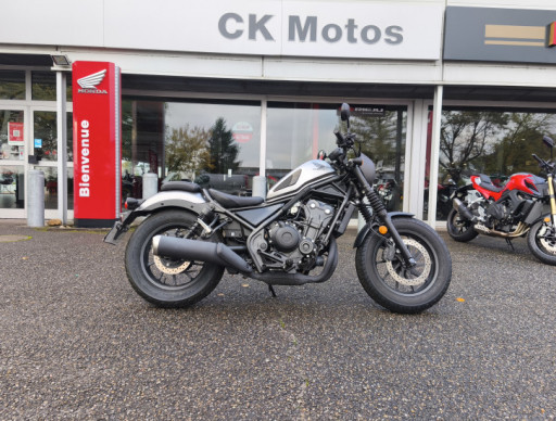 HONDA CMX 500 REBEL FINITION S COLORIS GRIS ARGENT