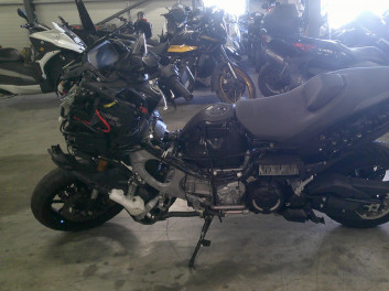 YAMAHA XP T-MAX 560 PETIT CHOC CARTE GRISE/RIV N°22403