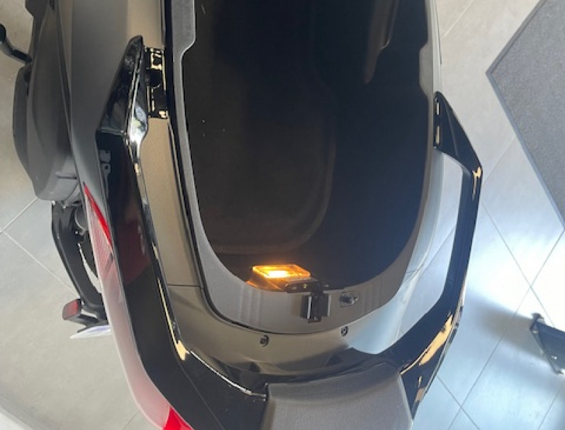 PIAGGIO MP3 400 HPE SPORT ABS ASR- LEASING 82 EUROS/ MOIS*