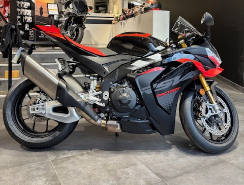 APRILIA RSV4 1100 FACTORY