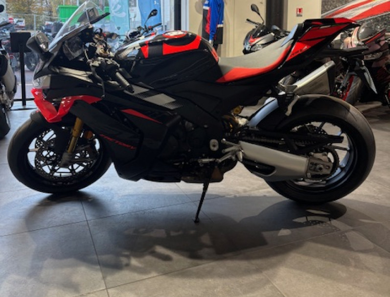 APRILIA RSV4 1100 FACTORY