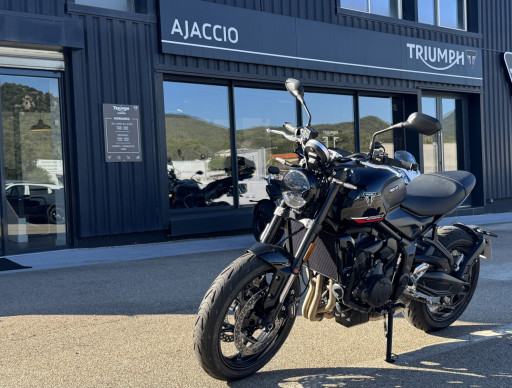 TRIUMPH TRIDENT 660 2025