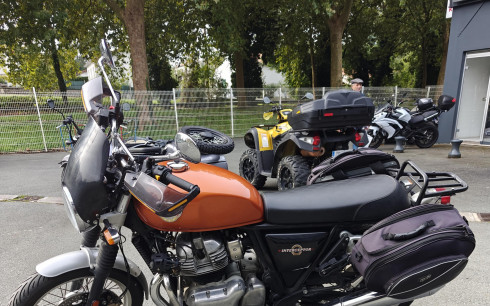 ROYAL ENFIELD INTERCEPTOR