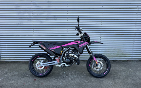FANTIC XE 50 PERFORMANCE EDITION FULL PINK