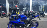 YAMAHA R125 