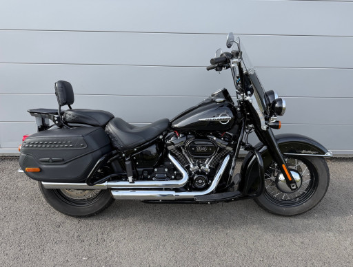 HARLEY-DAVIDSON SOFTAIL HERITAGE 1868 CLASSIC