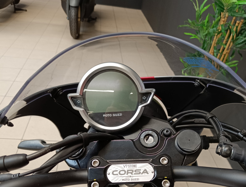 MOTO GUZZI V7 CORSA