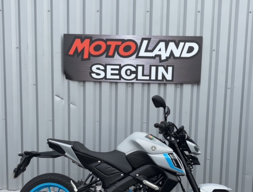 YAMAHA MT-125