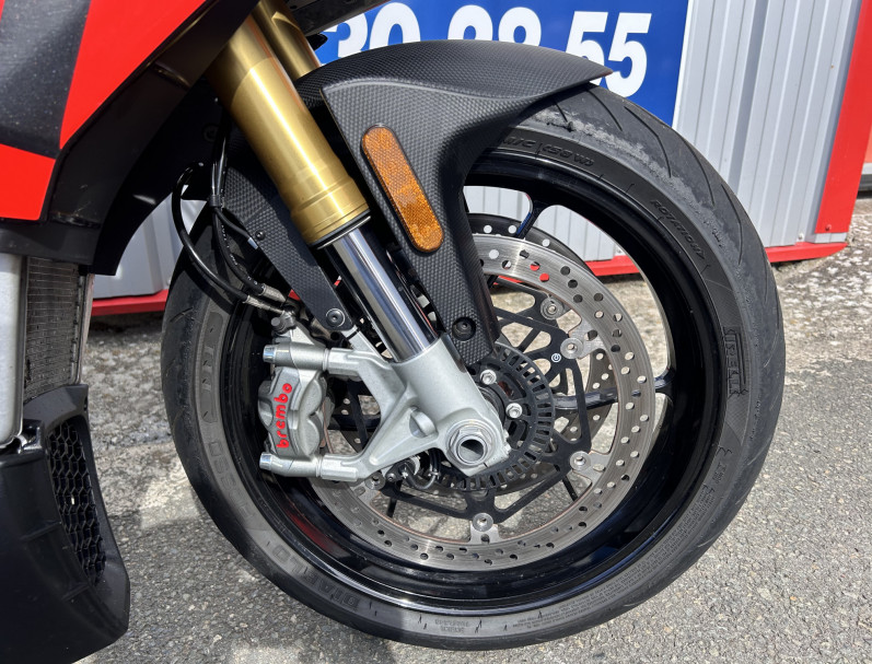 APRILIA TUONO 1100 V4