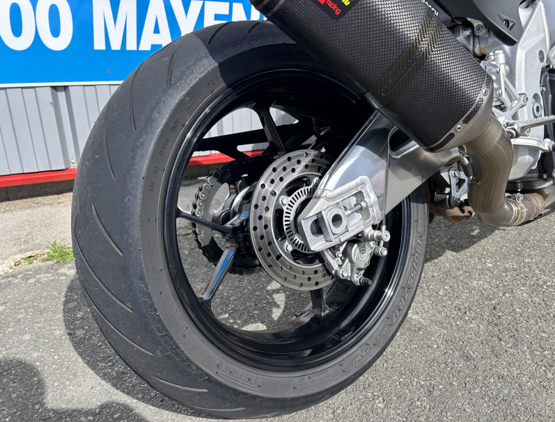 APRILIA TUONO 1100 V4