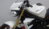 TRIUMPH STREET TRIPLE 675