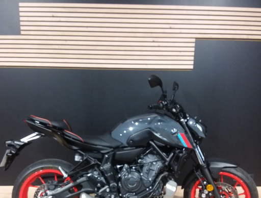 YAMAHA MT-07