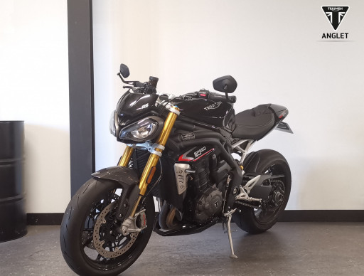 TRIUMPH SPEED TRIPLE 1200 RS 2021