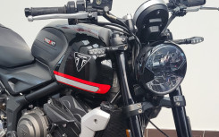 TRIUMPH TRIDENT 660 REVISE ET GARANTIE 12 MOIS POSSIBLE A2