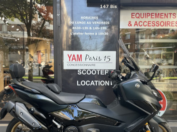 YAMAHA XP T-MAX 560 TECH MAX ( T MAX TMAX TECHMAX )