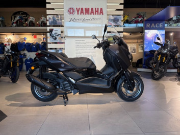 XMAX 125 TECH MAX + 2025 DE DIRECTION 85€/MOIS* FAIBLE KILOMETRAGE GTIE 08/2030