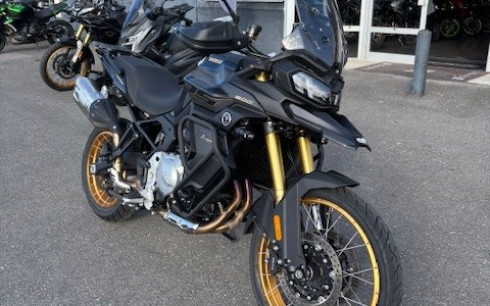 VOGE DS900X