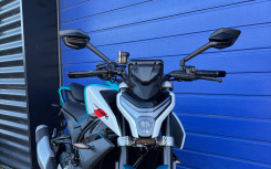 CF MOTO 450 NK ETAT NEUF 10 KMS A2 IDEAL  JEUNE PERMIS MOTO BASSE ET LEGERE 