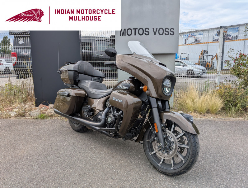 INDIAN ROADMASTER DARK HORSE 1890 1ERE MAIN