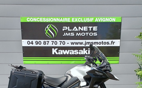 TRIUMPH TIGER 1200 GT EXPLORER 1ER MAIN POT AKRAPOVIC .