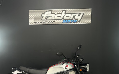 YAMAHA XSR 700 XTRIBUTE