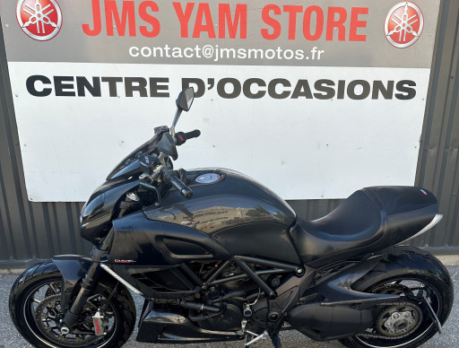 DUCATI DIAVEL CARBON