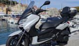 YAMAHA X-MAX 250