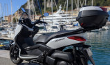 YAMAHA X-MAX 250