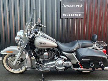 ROAD KING 1584 CLASSIC avec marche arriere FLHRC