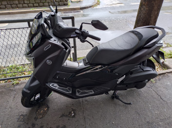 YAMAHA NMAX 125 TECH MAX